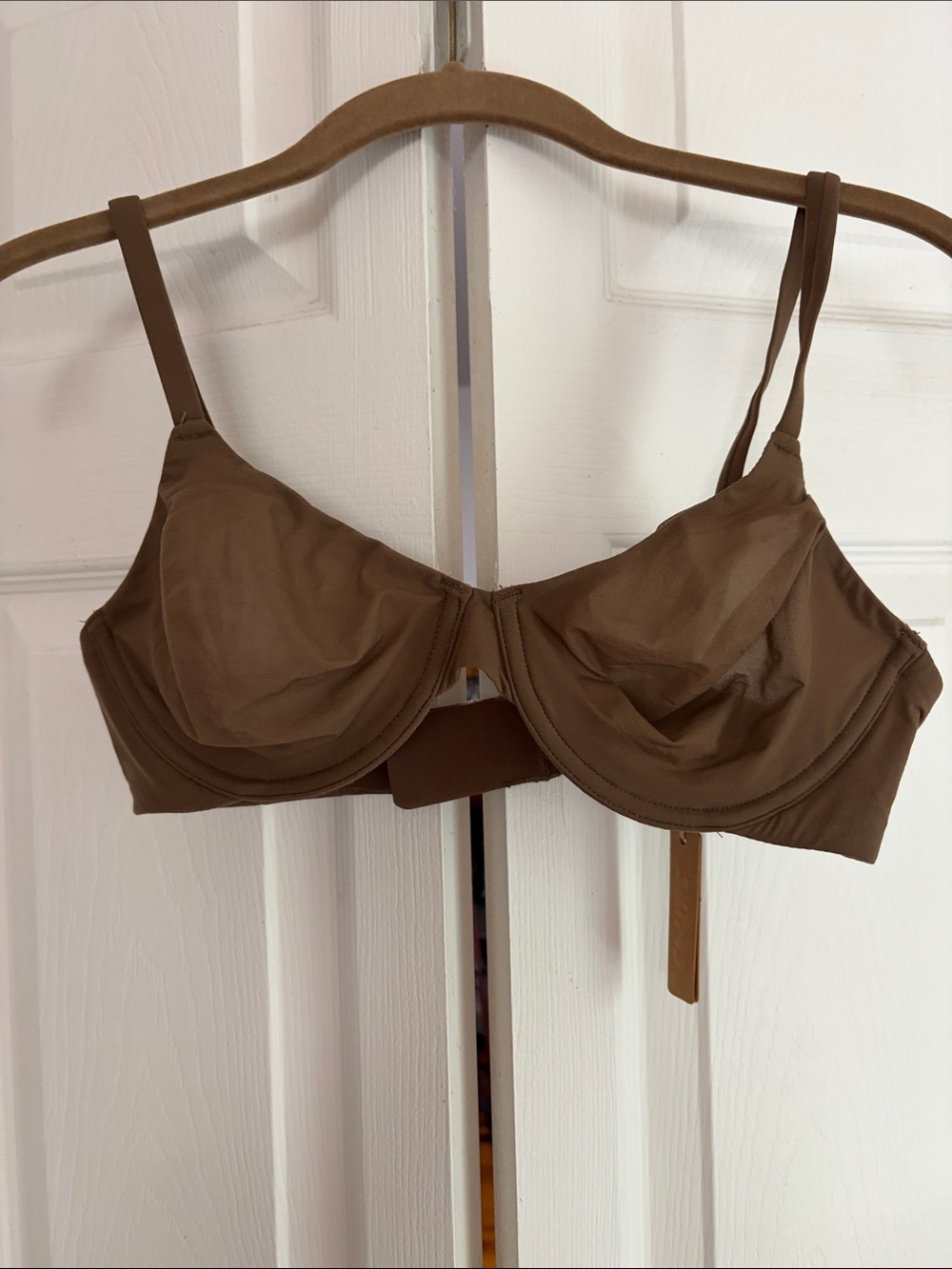 SKIMS Sheer Underwire Bra in Cocoa